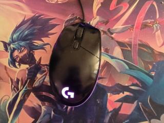 Мышка Logitech g102