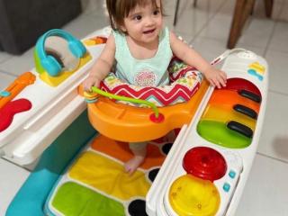 Музыкальный центр Fisher-Price 4-in-1 Step 'n Play Piano