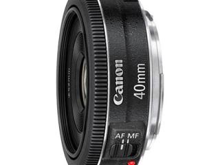 Canon EF 40mm F:2.8 STM