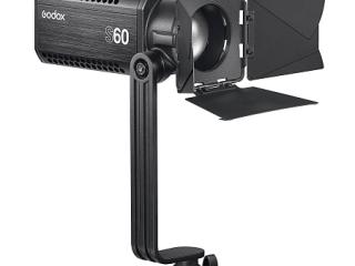 Godox S60